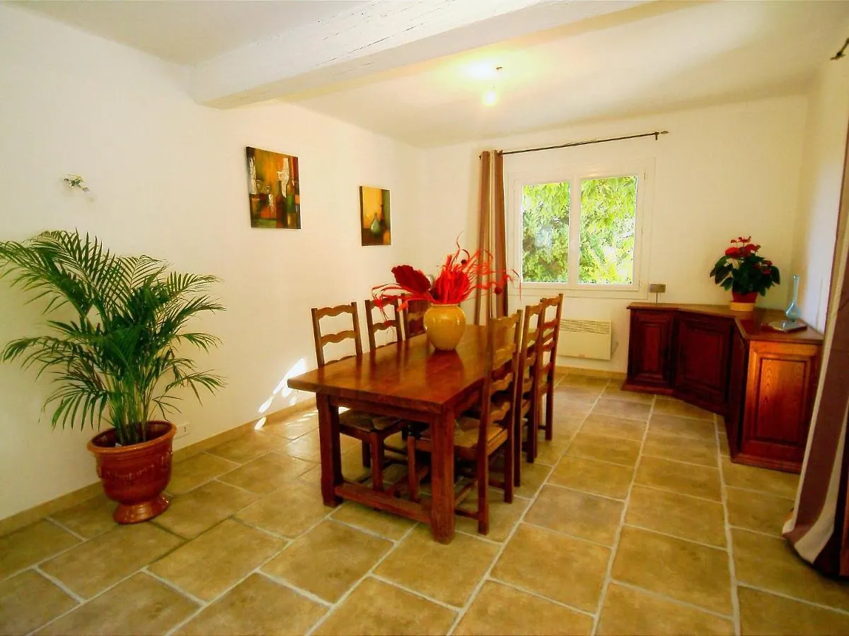 Spacious Holiday Home With Private Pool ليه ثور